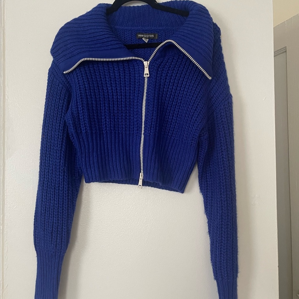 Like New - Blue Cropped Urban Outfitters Sweater